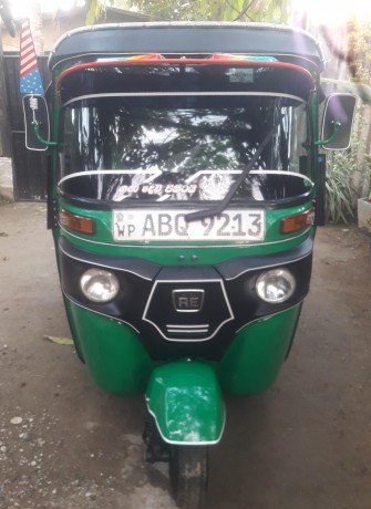 Bajaj  RE 205